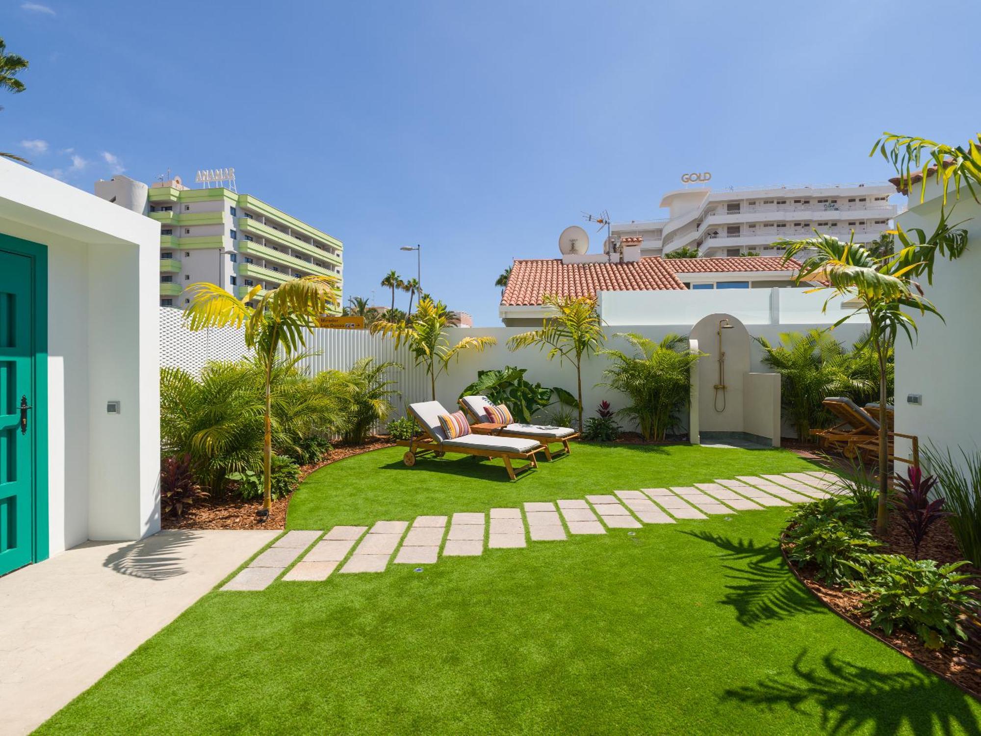 Miami Queens Villa With Private Pool By Tenpropertiesgc San Bartolomé Eksteriør billede