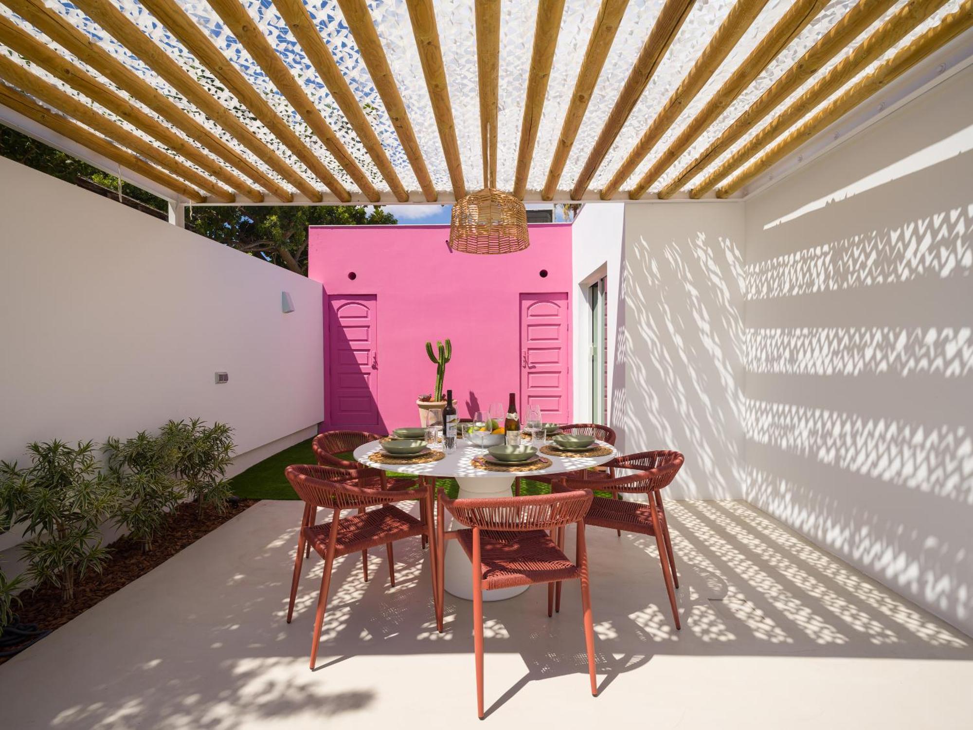 Miami Queens Villa With Private Pool By Tenpropertiesgc San Bartolomé Eksteriør billede