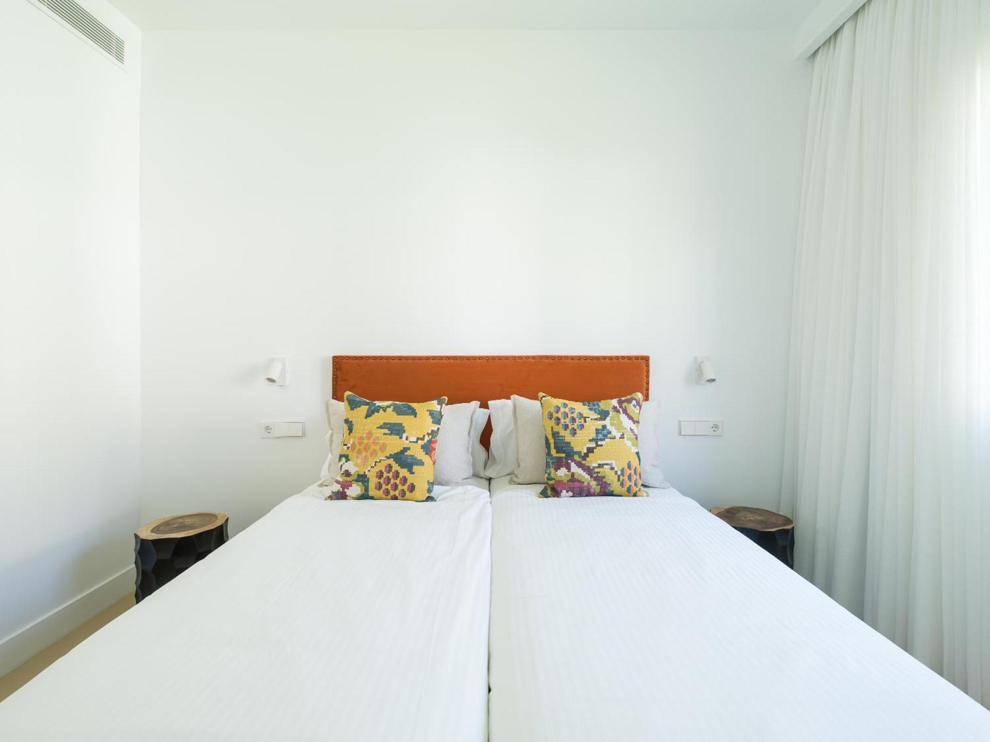 Miami Queens Villa With Private Pool By Tenpropertiesgc San Bartolomé Eksteriør billede